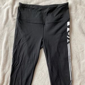 Victoria’s Secret Sport Capri’s